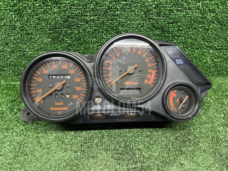 Kawasaki ZZR 250 приборка