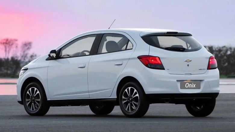 Chevrolet Onix хэтчбек