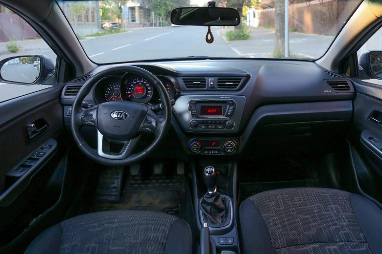 Kia Rio 2014 салон
