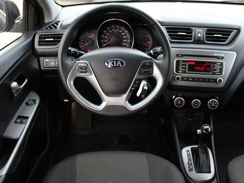 Киа Рио 3 Рестайлинг салон