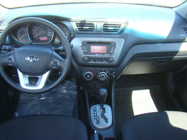 Kia Rio 2014 салон