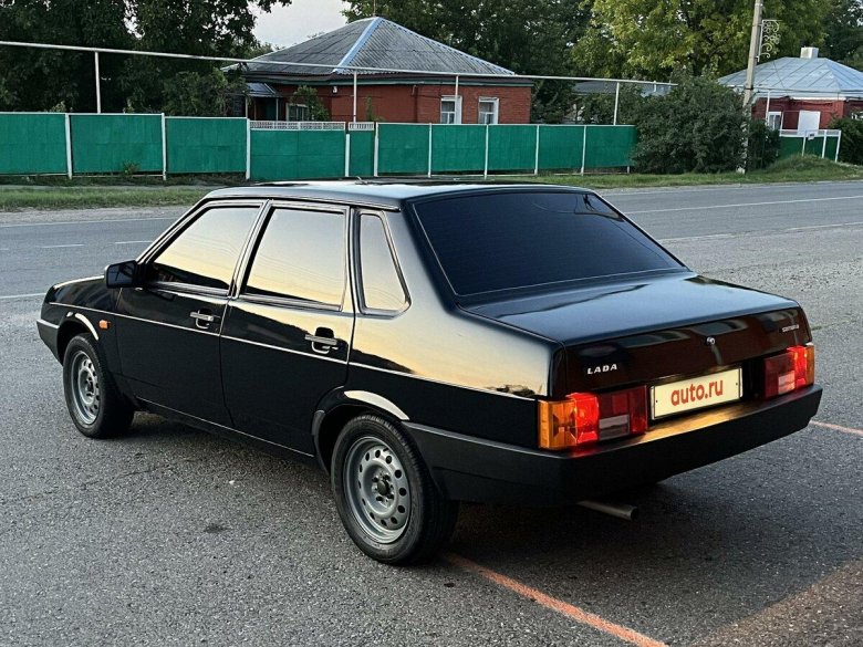Ваз (lada) 21099