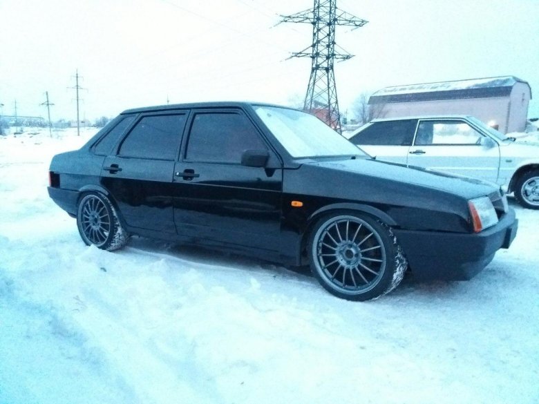 ВАЗ 21099 на торусах r17