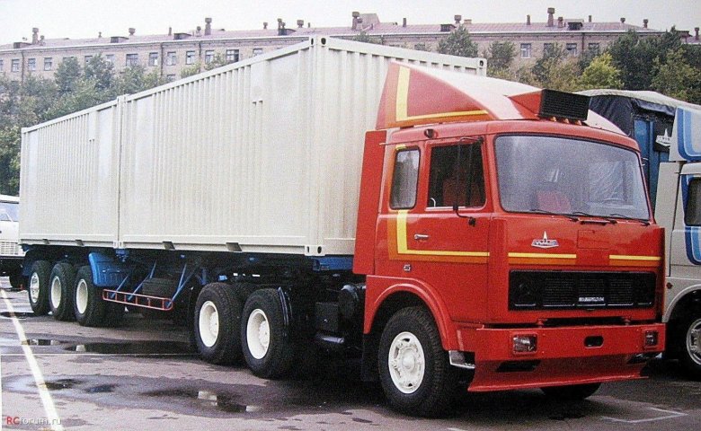 МАЗ 6422 контейнеровоз