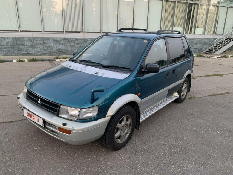 Mitsubishi rvr i