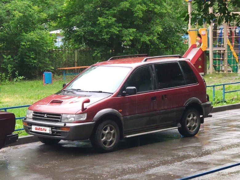 Mitsubishi rvr i