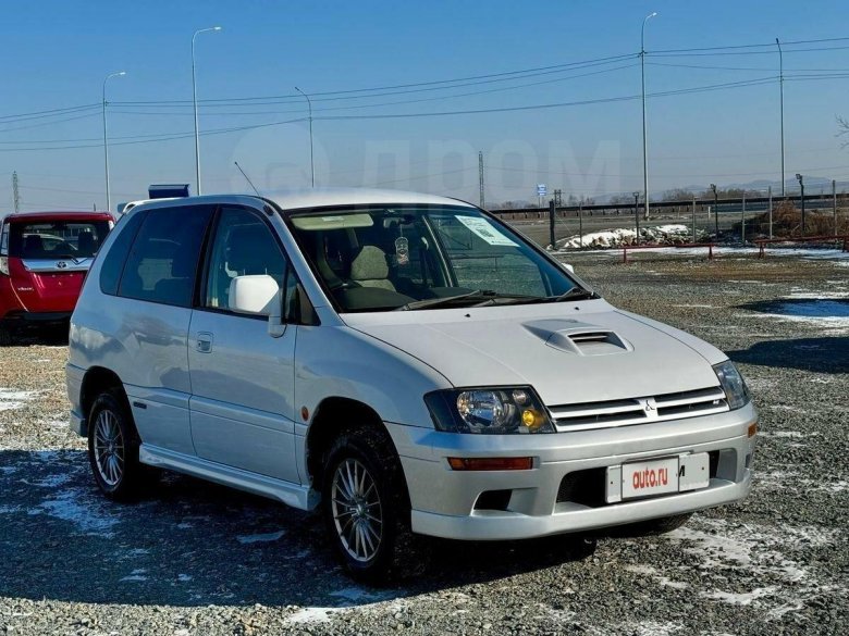 Mitsubishi rvr ii