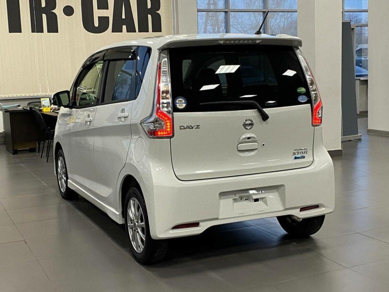 Honda life v рестайлинг