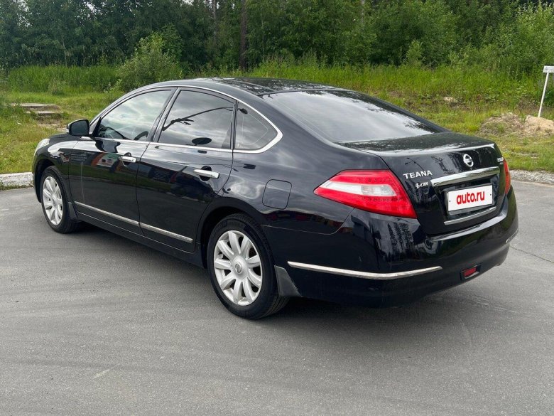 Nissan teana ii