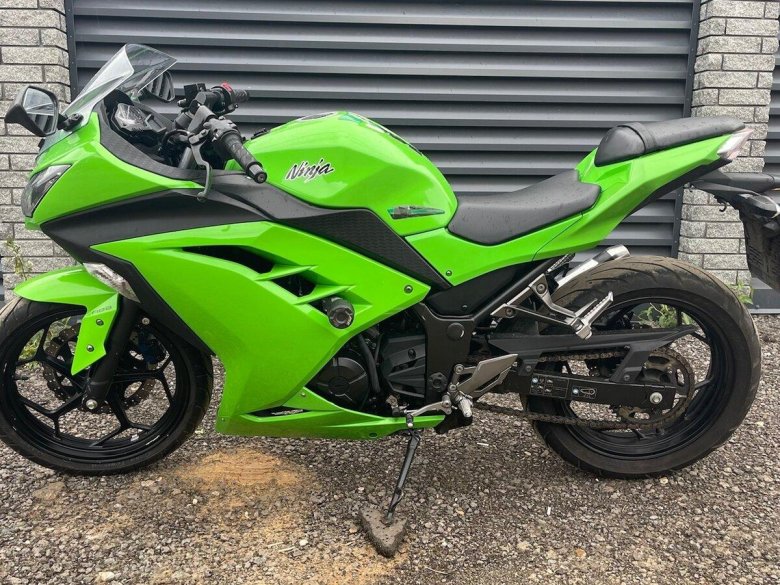 Мотоцикл kawasaki ninja 300
