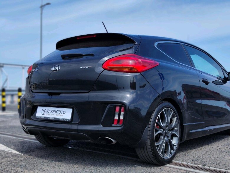 Porsche panamera i рестайлинг