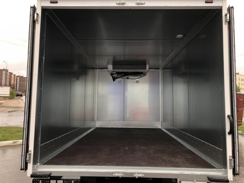 Рефрижератор Элинж 3т Газель next a21r22 с гидробортом