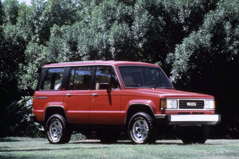 Isuzu Trooper 1