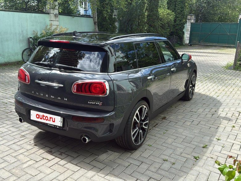 Jeep grand cherokee srt8 ii (wk2)