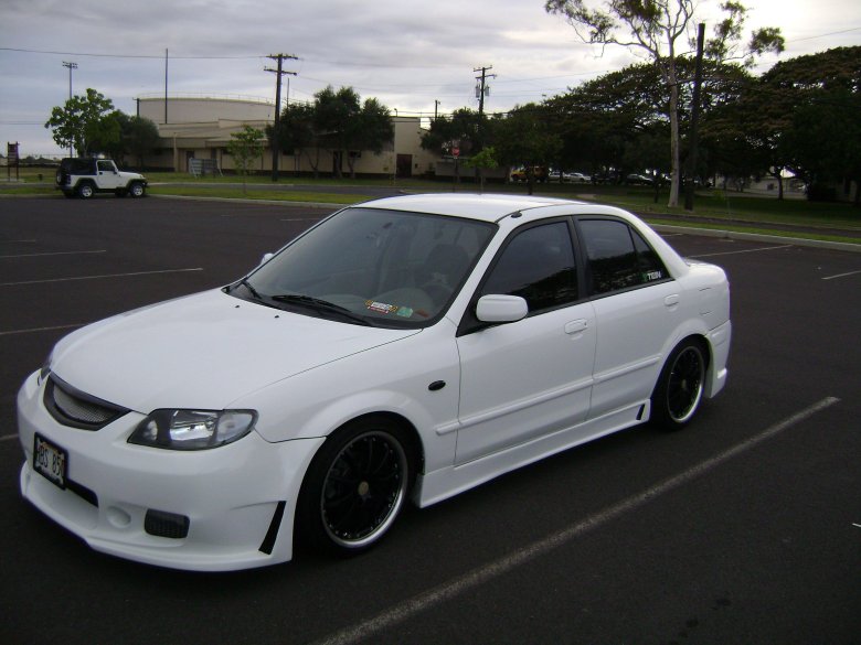 Tuning Mazda familia 2001