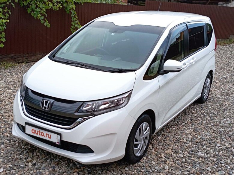 Honda freed 2017