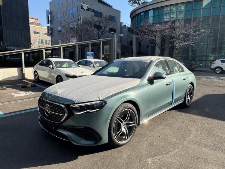 Автомобиль