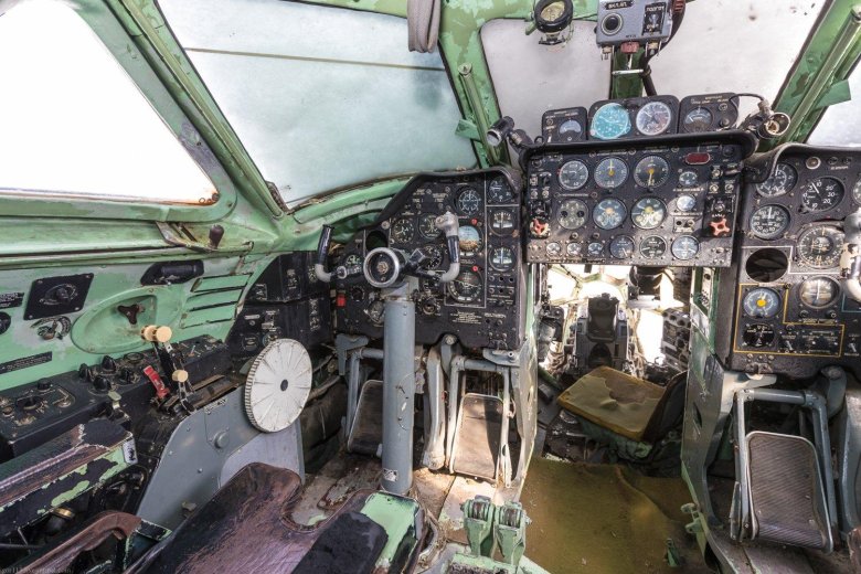Ил-28 кабина
