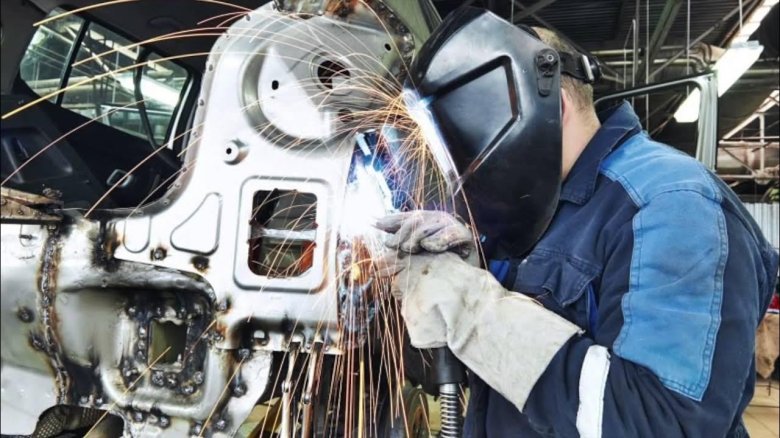 Сварка автомобиля