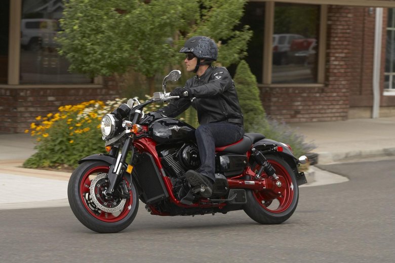 Kawasaki Vulcan 1600 mean Streak