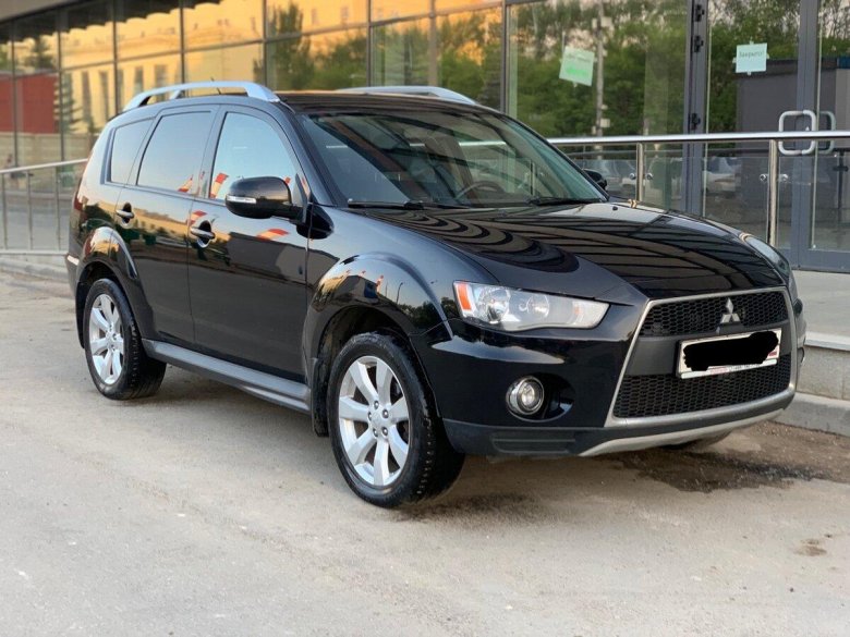 Mitsubishi Outlander 2010