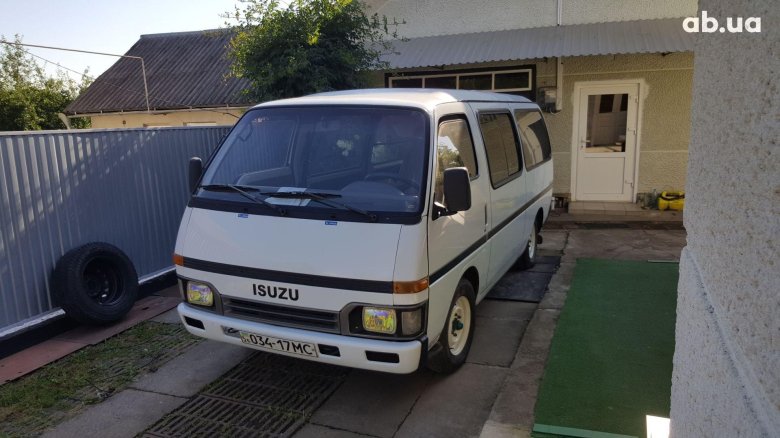Исузу миди 2.2 дизель