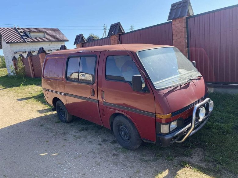 Mitsubishi delica iii