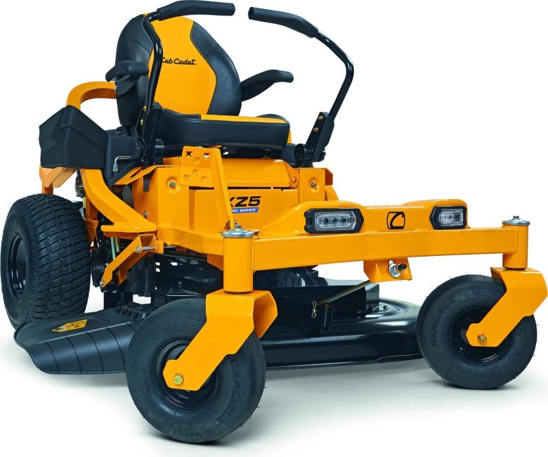Садовый трактор Cub Cadet