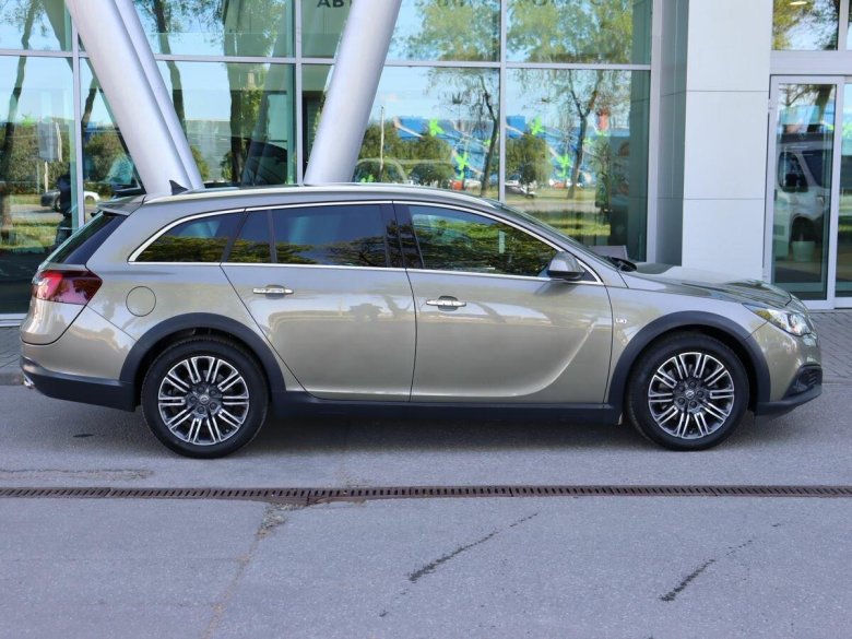 Opel insignia i рестайлинг