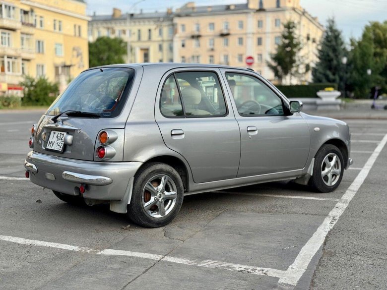 Nissan micra ii (k11)