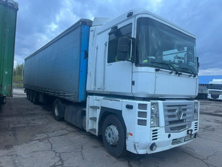 Внутри автомобиля