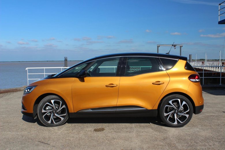 Рено Сценик 4