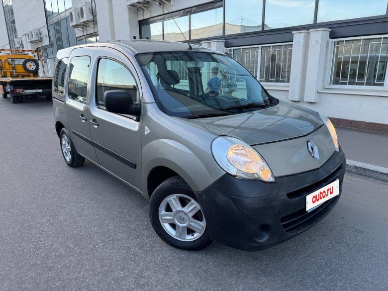 Внутри автомобиля