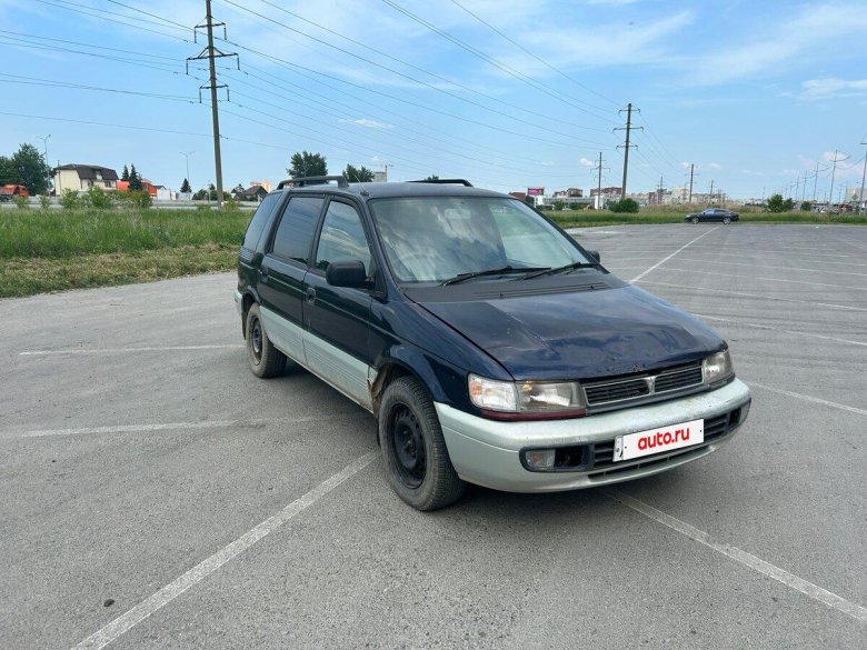 Mitsubishi space runner i