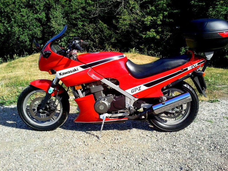 Kawasaki gpz500s