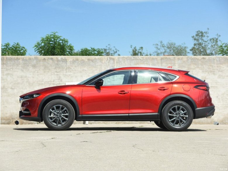 Mazda CX-4 фото