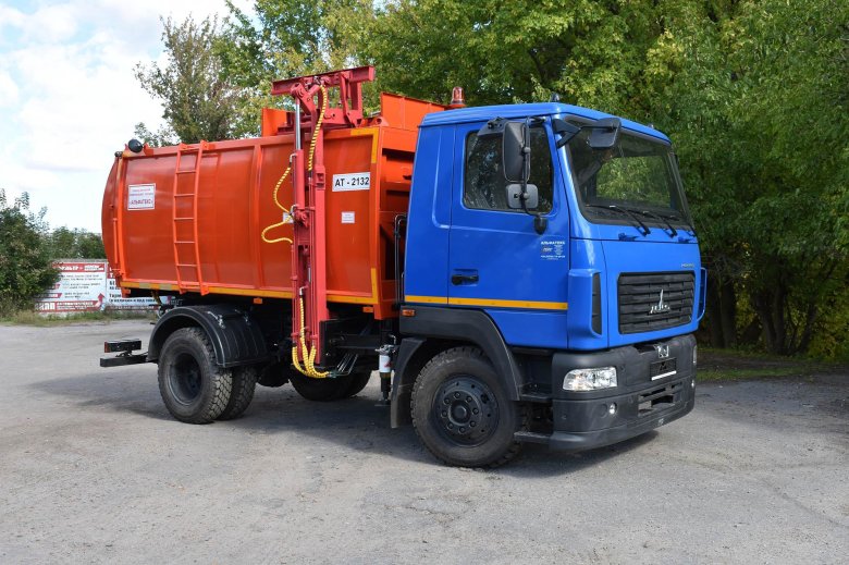 МАЗ 4371 мусоровоз