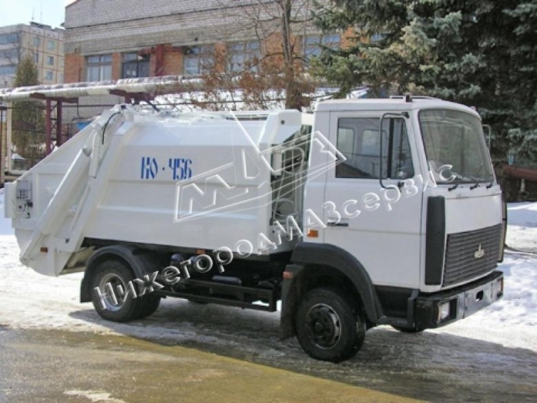 Мусоровоз МАЗ 4380