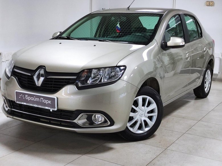 Рено Сандеро 2 белый