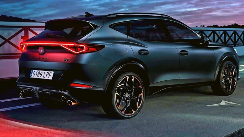 Купра Форментор 2022