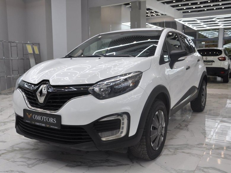 Рено Каптур 2021 белый