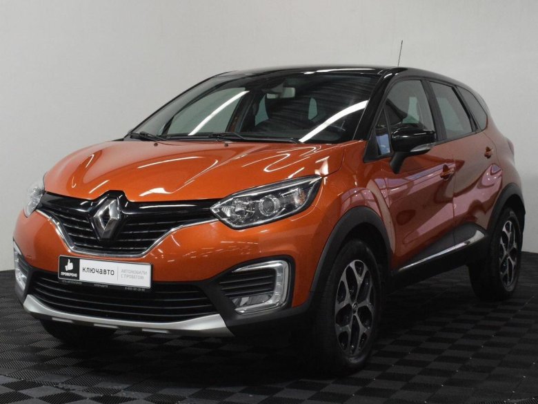 Рено Каптур оранжевый