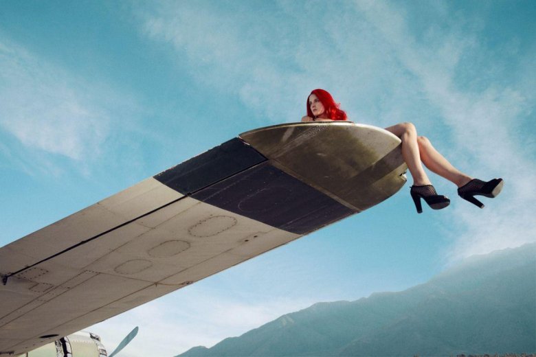 Люди в самолете