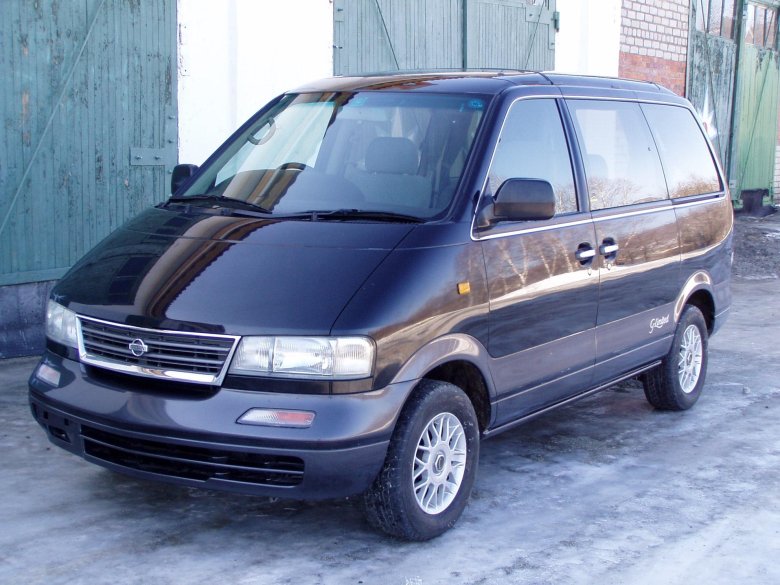 Ниссан Ларго 1994