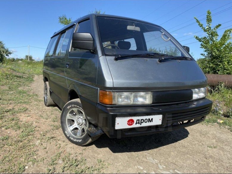 Nissan largo 1989
