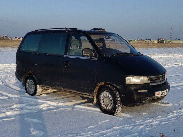 Nissan largo