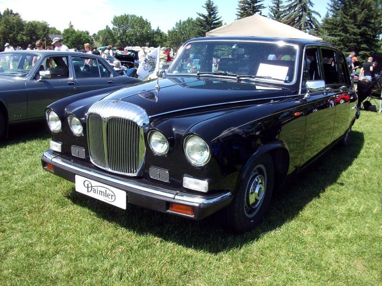 Daimler ds420