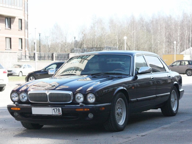 Jaguar xj x308 daimler