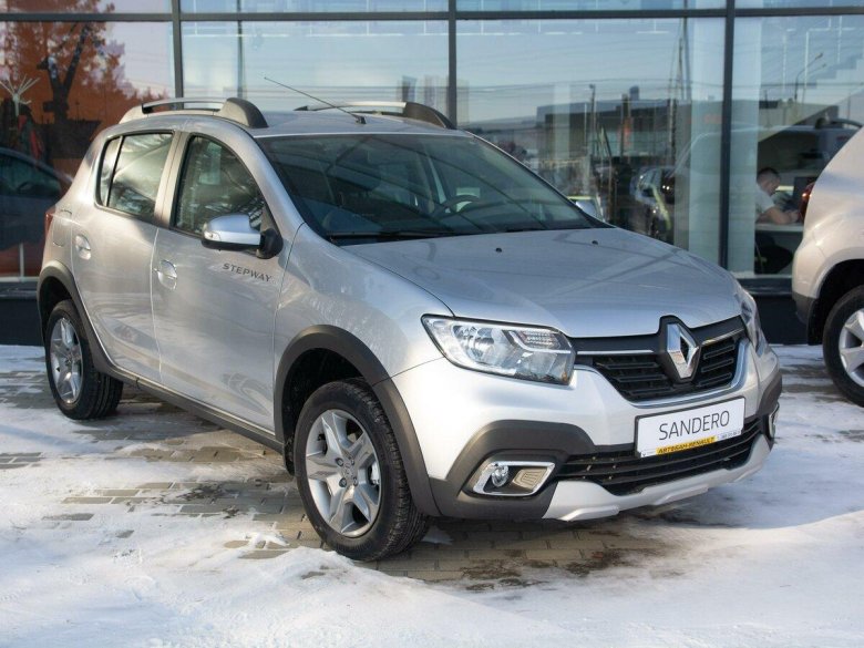 Рено Сандеро 2022
