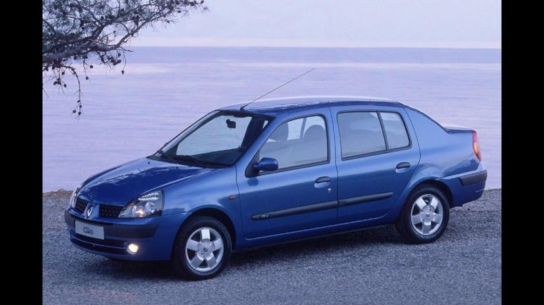 Renault Clio symbol 2002